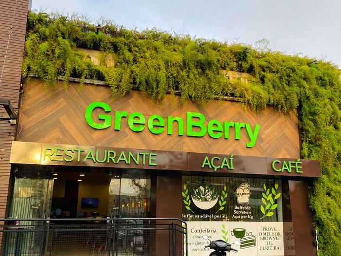 Fachada da GreenBerry no Portão, em Curitiba